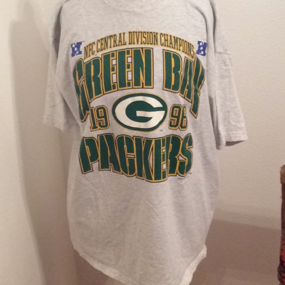 Vintage Green Bay Packers shirt